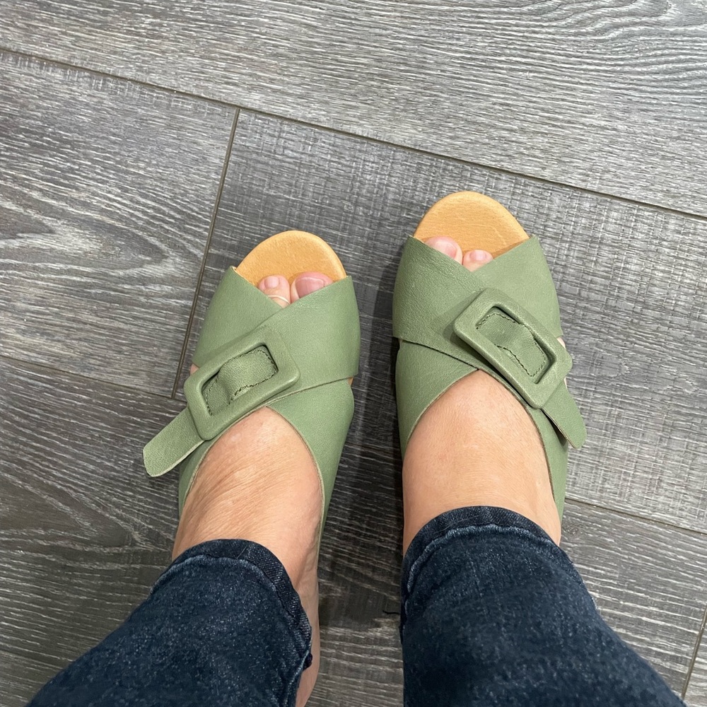 Chocolate Blu Galaxy Criss Cross Platform in Sage Green - Picture 4 of 4